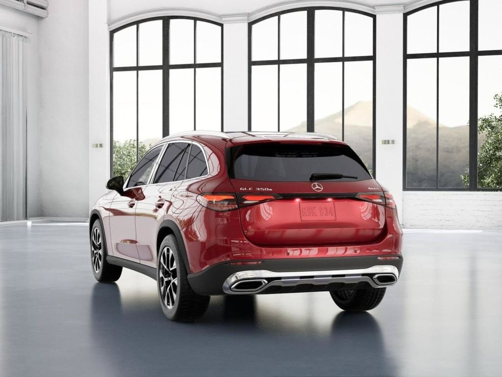 New 2026 MANUFAKTUR Patagonia Red Metallic Mercedes-Benz GLC 350 image 27