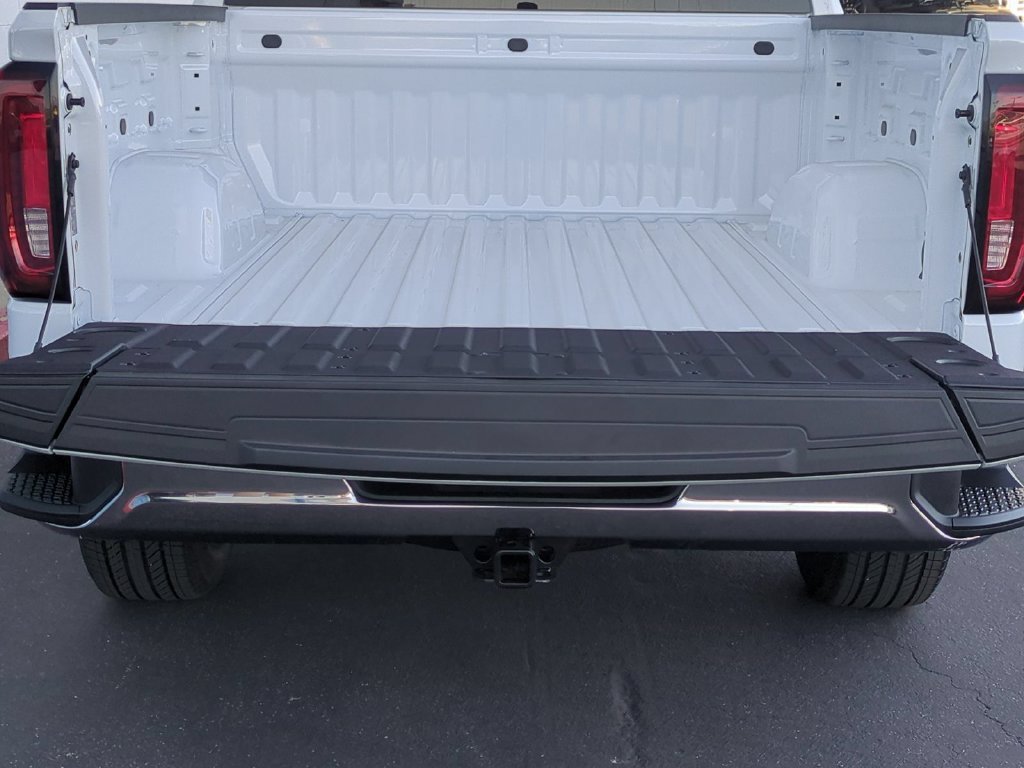 New 2026 Summit White GMC SLT image 27