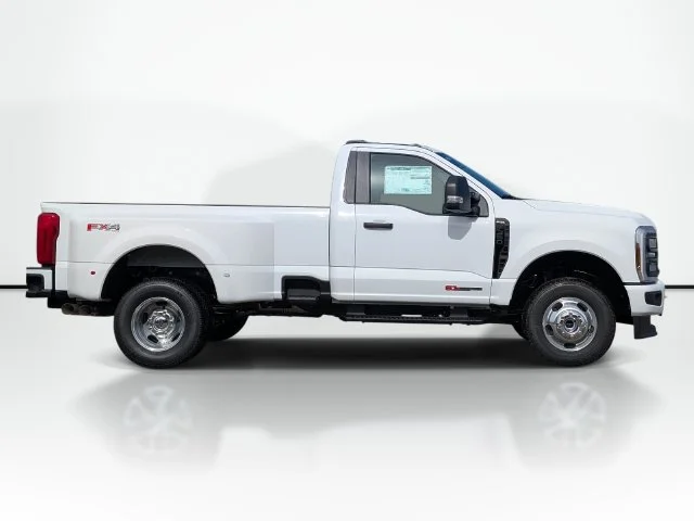 New 2027 Oxford White Ford F-350® XL image 6