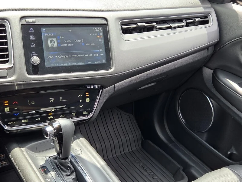 Used 2020 GRAY Honda EX-L image 26