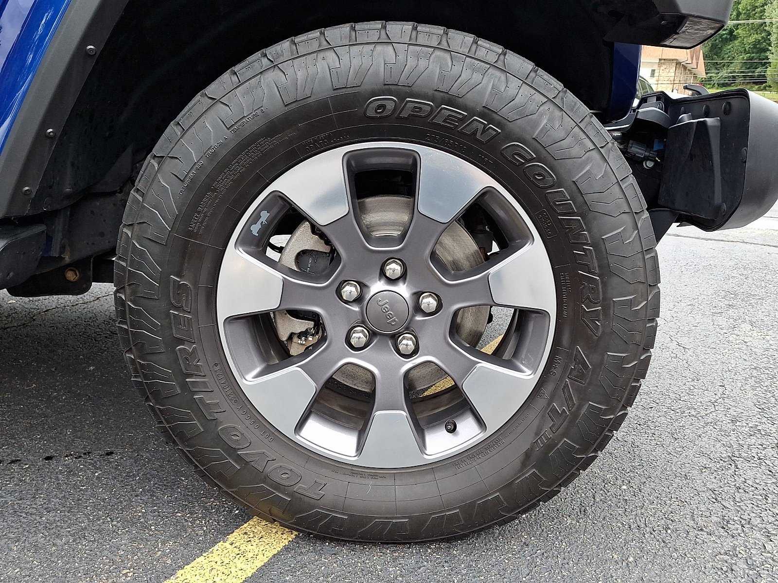 Certified Used 2019 Ocean Blue Metallic Clearcoat Jeep Sahara image 8