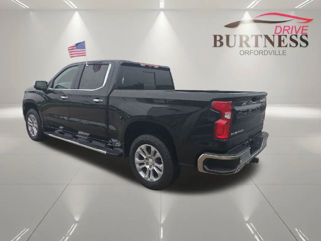2026 Chevrolet Silverado 1500 LTZ - Photo 6