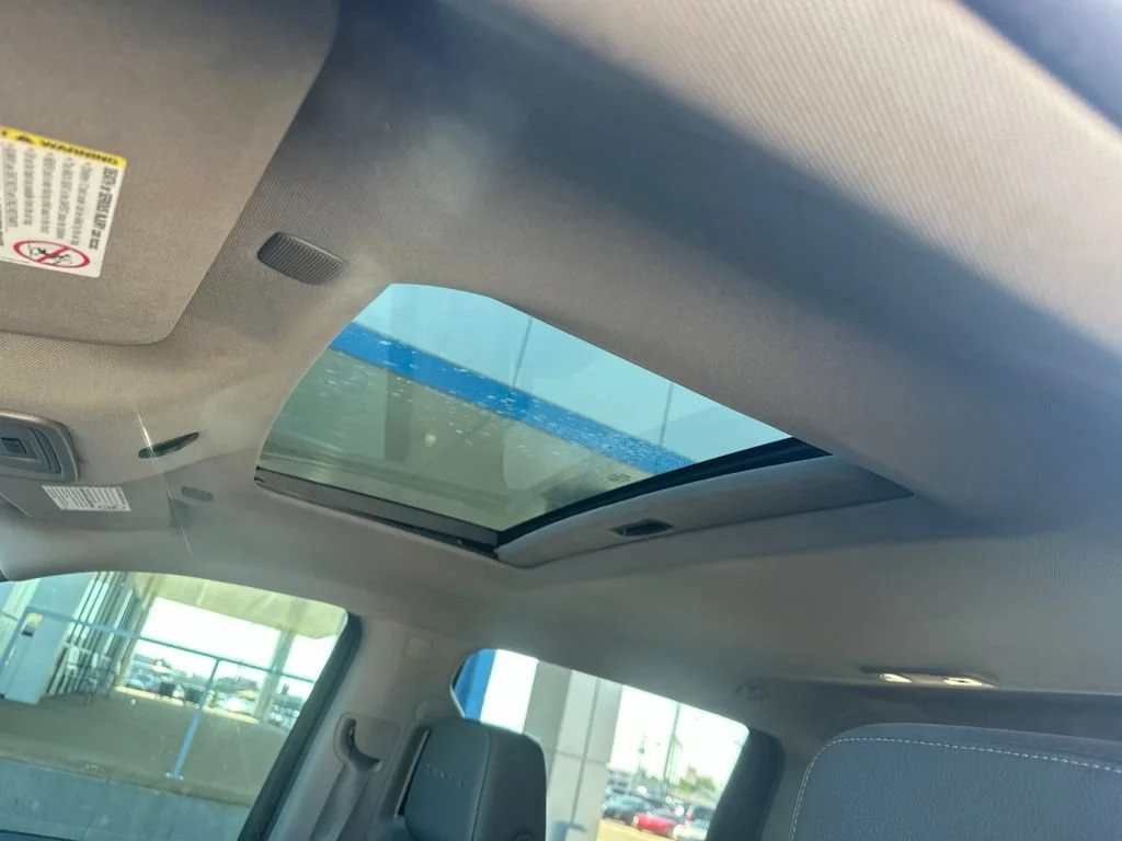 Used 2020 QUICKSILVER METALLIC GMC Denali image 3