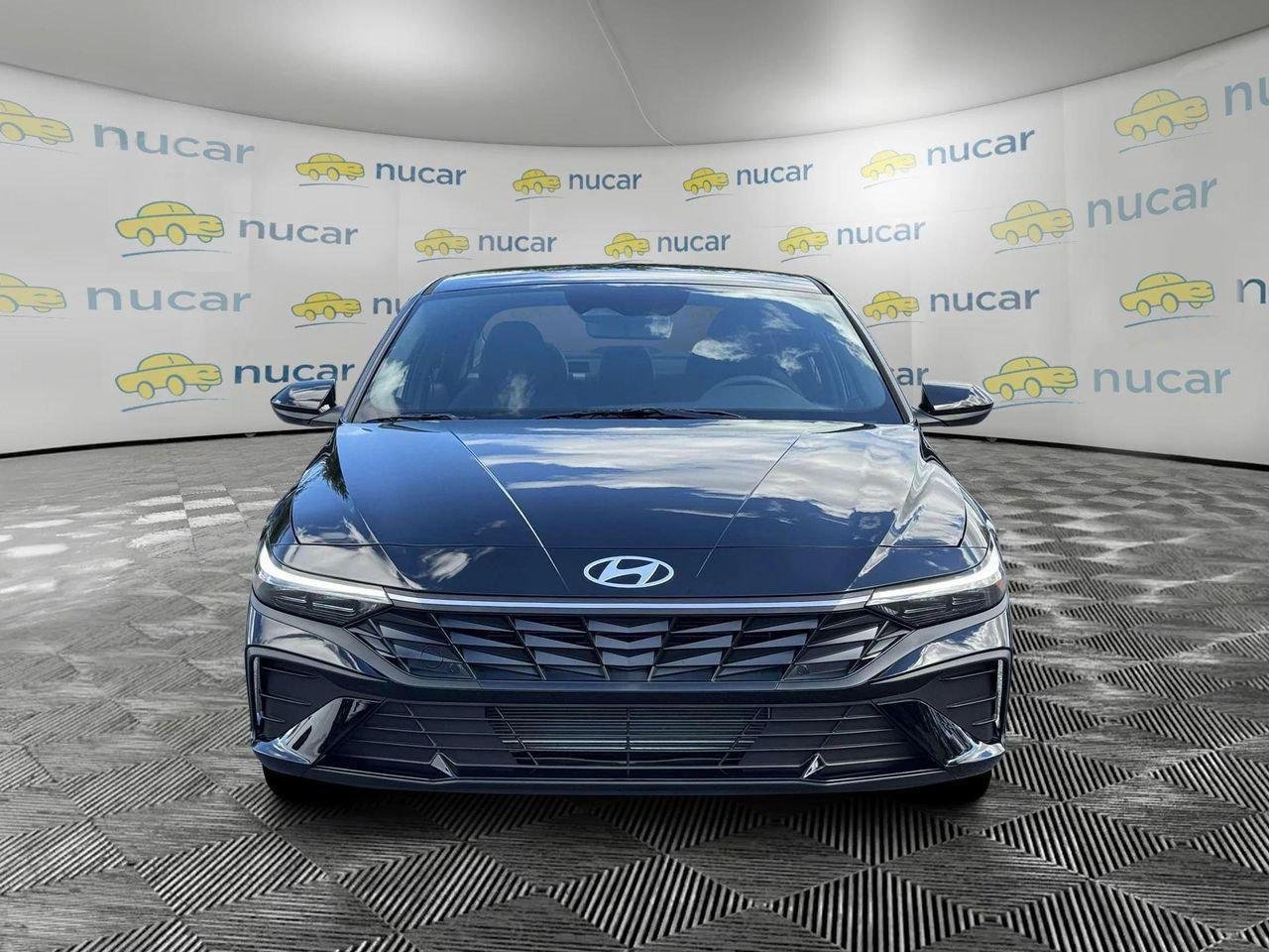 2026 Hyundai Elantra — photo 12