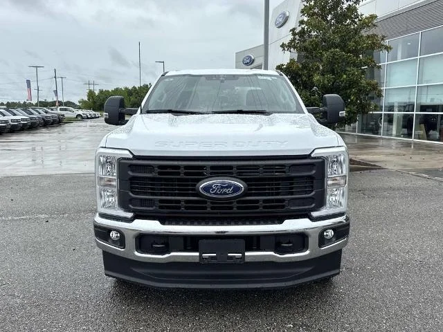 New 2026 Oxford White Ford F-250® XL image 14