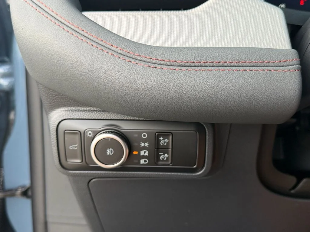 New 2027 Vapor Blue Metallic Ford Active image 14