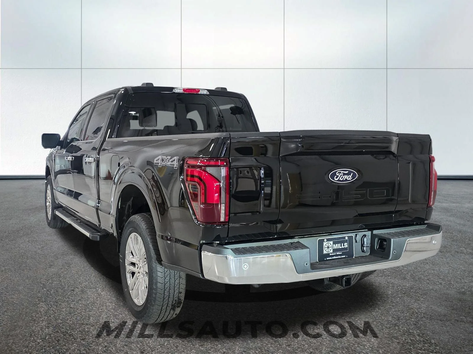 New 2026 Agate Black Metallic Ford Lariat® image 5