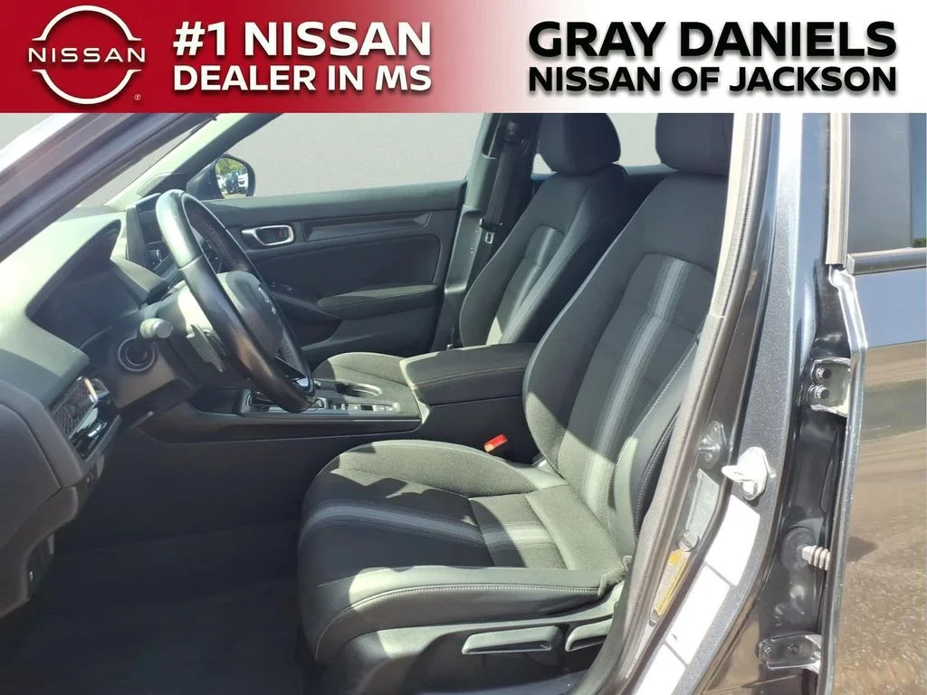 Used 2023  Honda Sport image 23