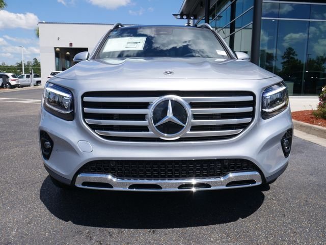 New 2026 Cirrus Silver Metallic Mercedes-Benz GLB 250 image 2