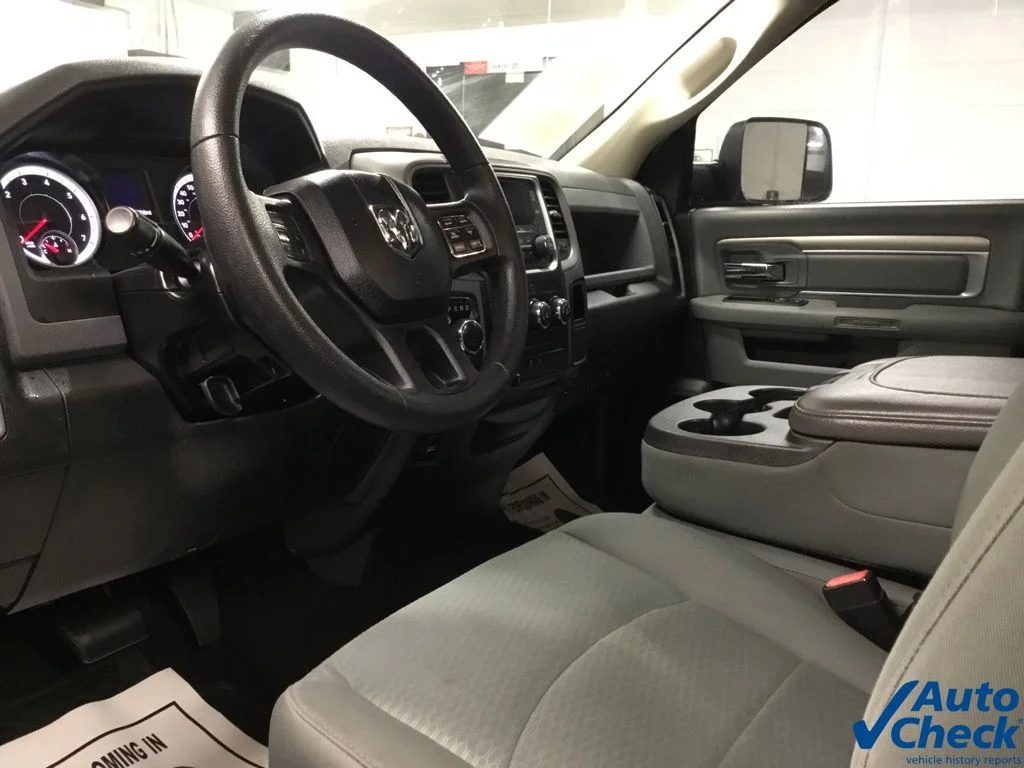 Used 2014 Silver Ram Tradesman image 24