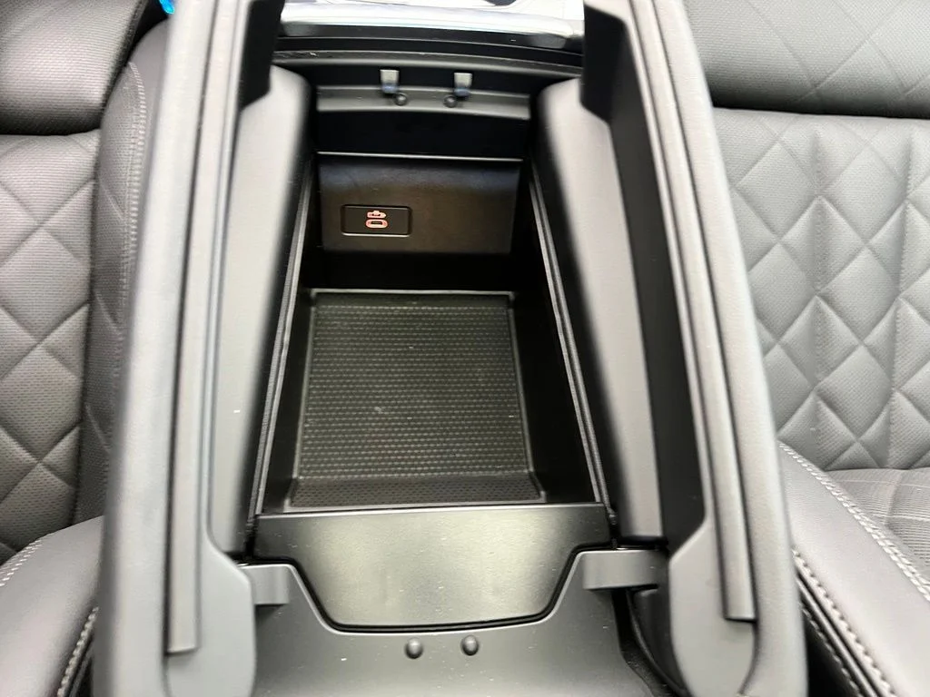 Used 2026 Gray Metallic BMW xDrive40i image 23
