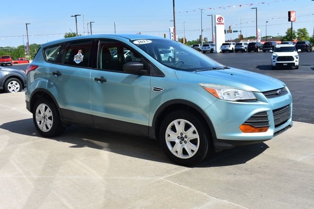 Used 2013 Blue Ford S image 4