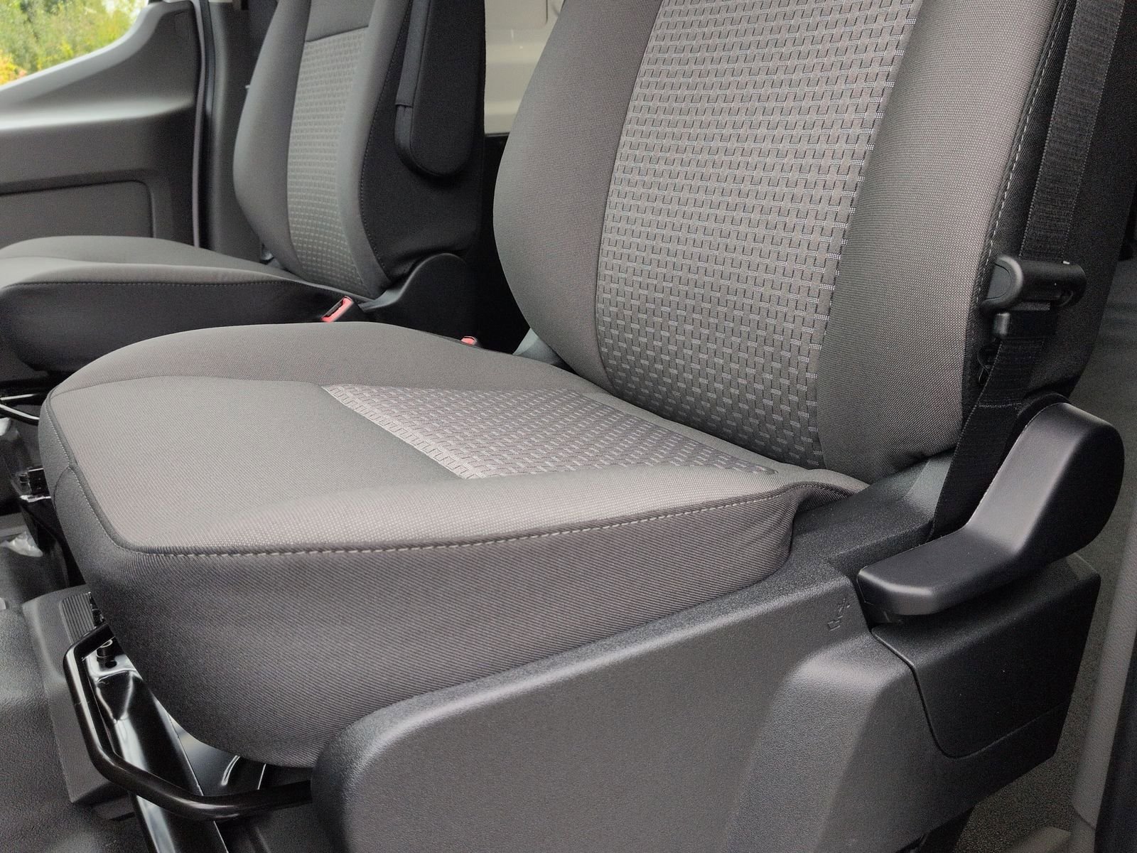 2025 Ford Transit Van Base - Photo 17