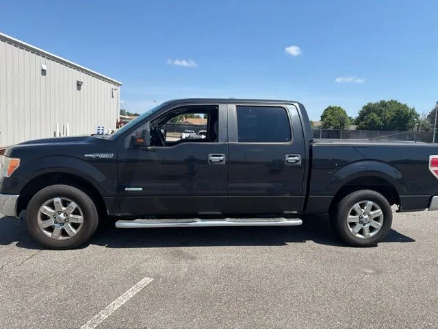 Used 2014 Black Ford XLT image 5