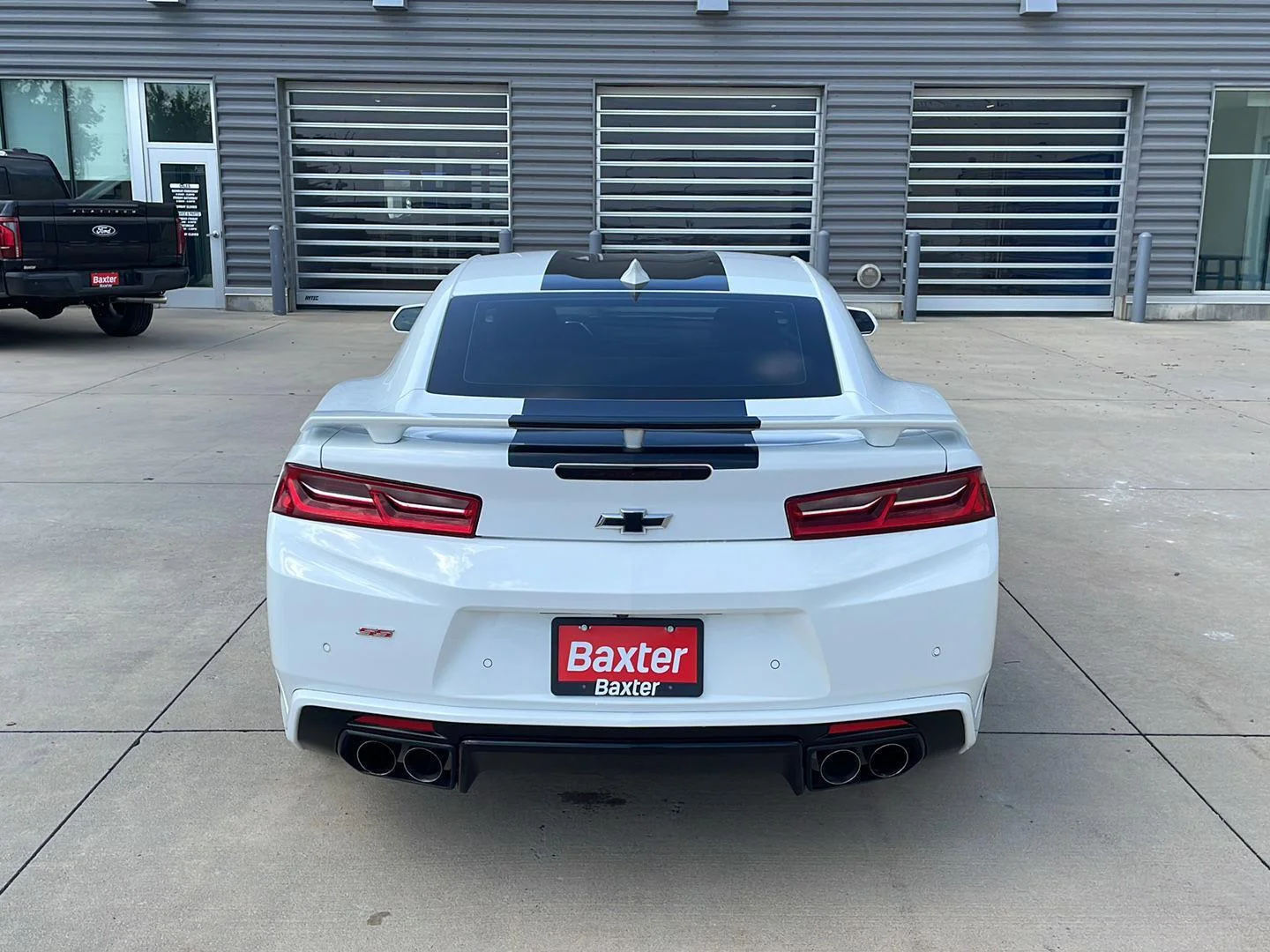 Used 2018 Summit White Chevrolet 2SS image 10