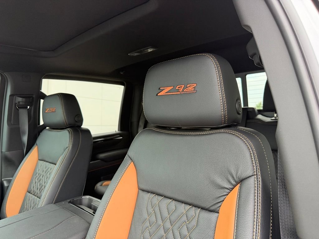 New 2026 Sterling Metallic GMC AT4 image 26