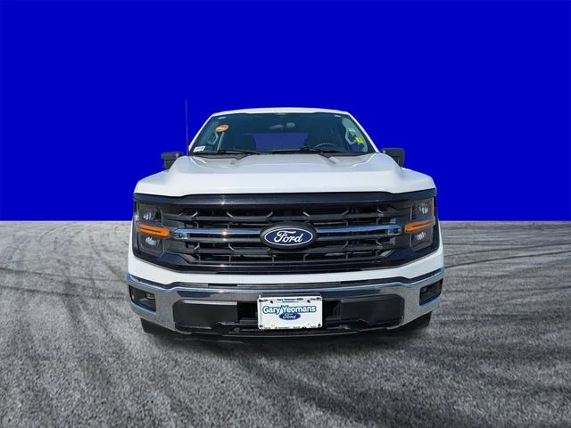 Certified Used 2025 Oxford White Ford XLT image 9