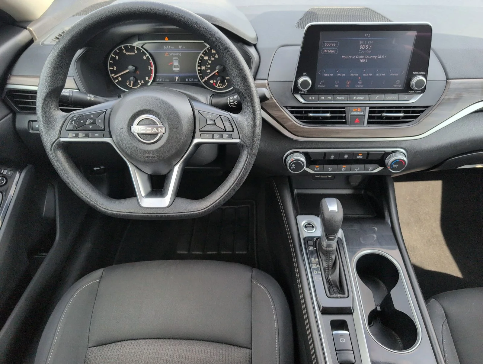 Used 2023 White Nissan 2.5 SV image 28