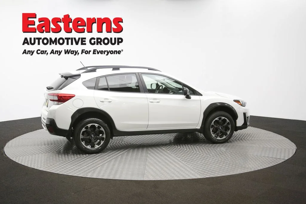 Used 2021 White Subaru Base image 43