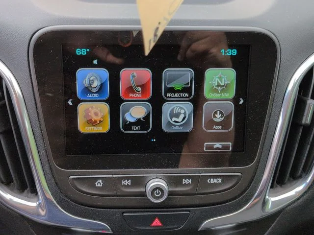 Used 2018 White Chevrolet LT image 15