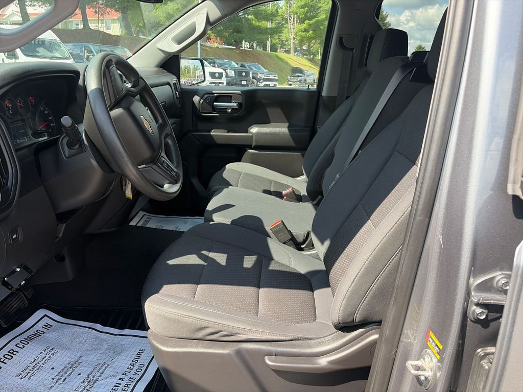 Used 2020 Gray Chevrolet Custom image 32