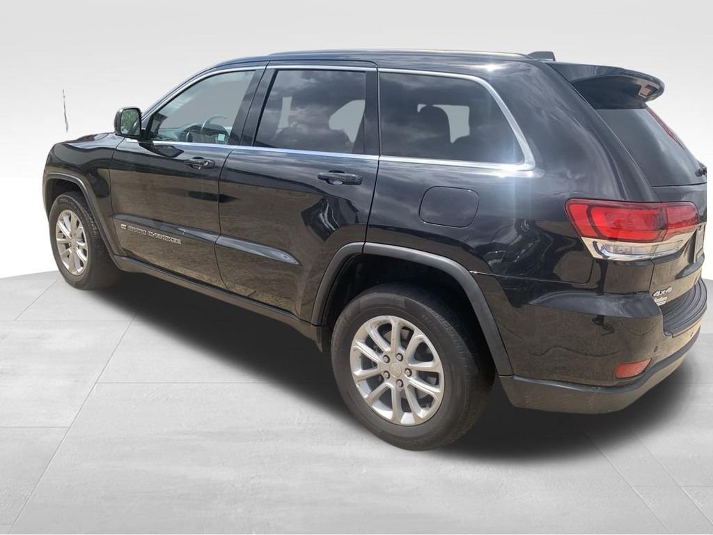 Used 2022 Black Jeep Laredo E image 19