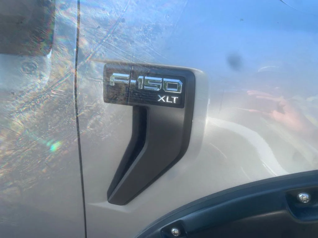 Used 2023 Silver Metallic Ford XLT image 6