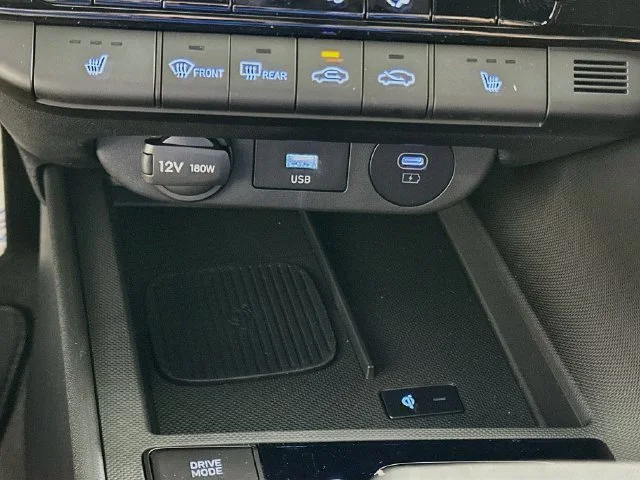 New 2026 Hyundai ELANTRA SEL Sport