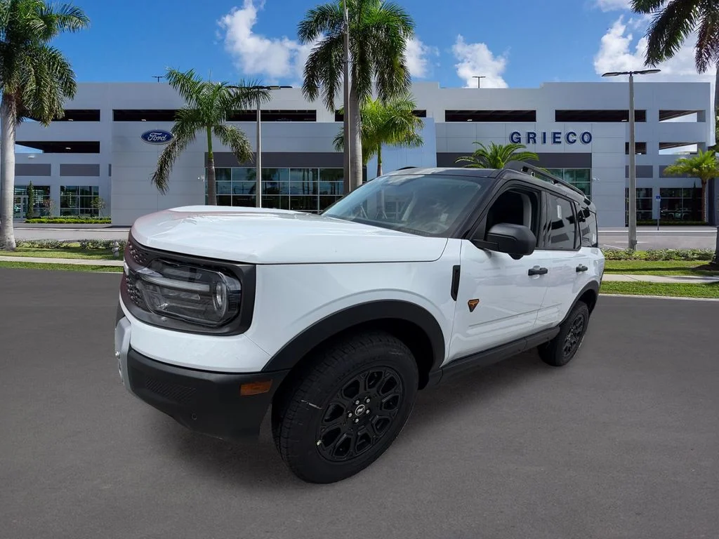 New 2026 Oxford White Ford Badlands® image 3