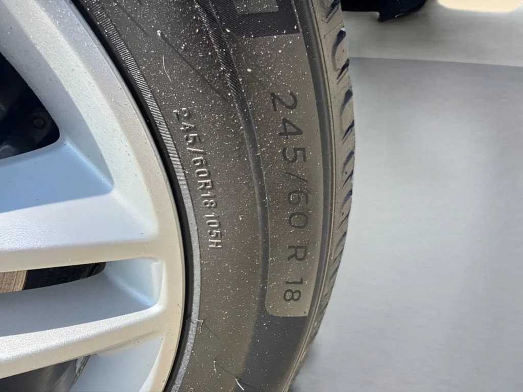 Used 2018  Ford SEL image 36
