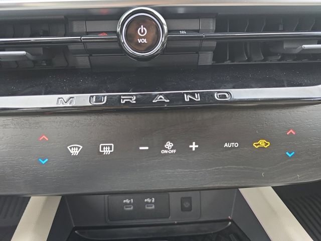 New 2026 Everest White Pearl TriCoat Nissan Platinum image 4