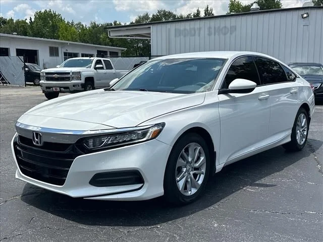 Used 2019  Honda LX image 5