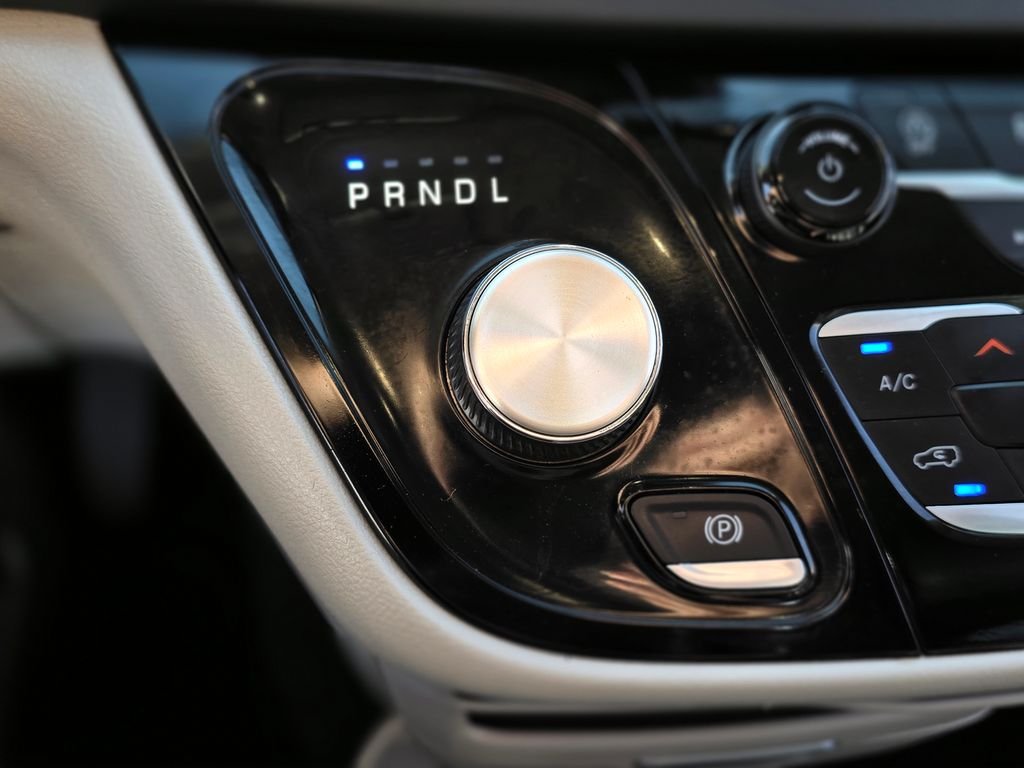 2023 Chrysler Pacifica Touring L - Photo 36
