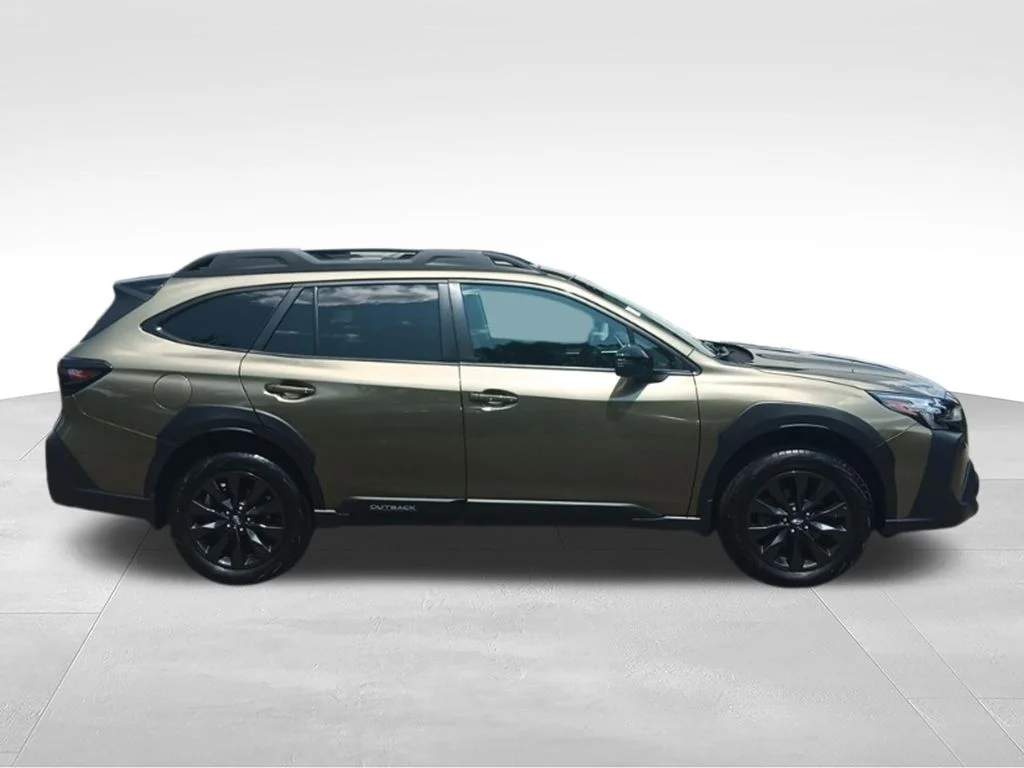 Used 2024 Autumn Green Metallic Subaru Onyx Edition image 8