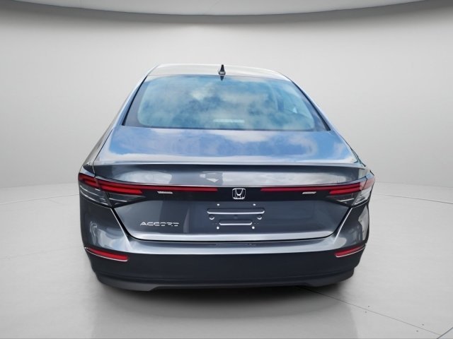 New 2026 Meteorite Gray Metallic Honda SE image 6