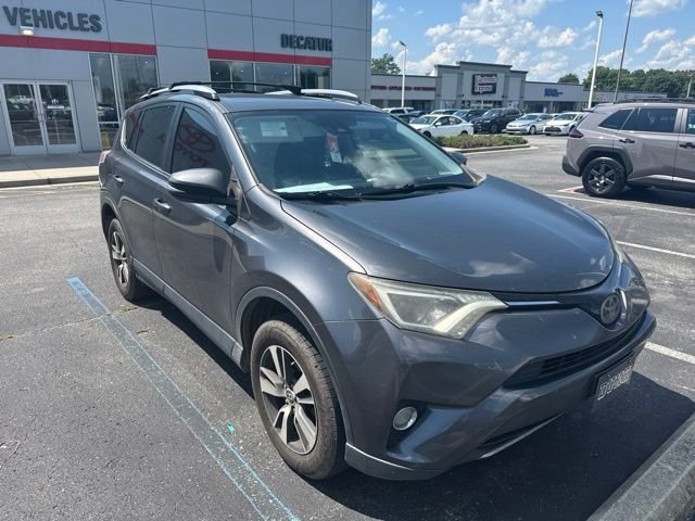 Used 2017 Gray Toyota XLE image 6