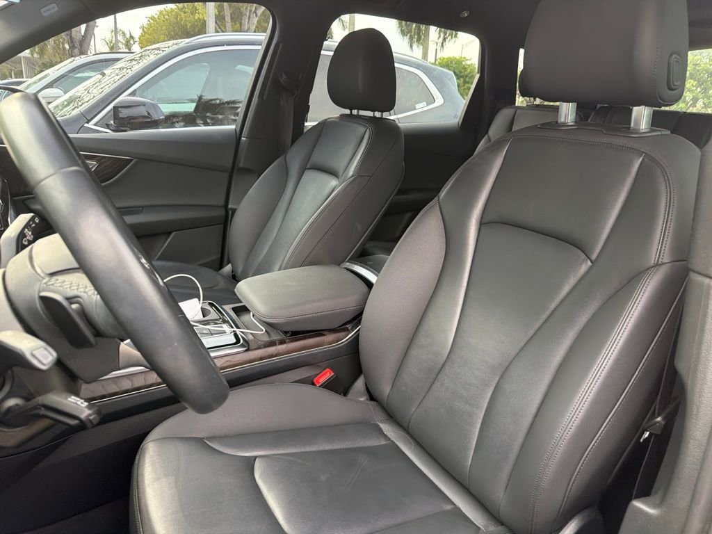 Used 2021 Black Audi 45 Premium image 3