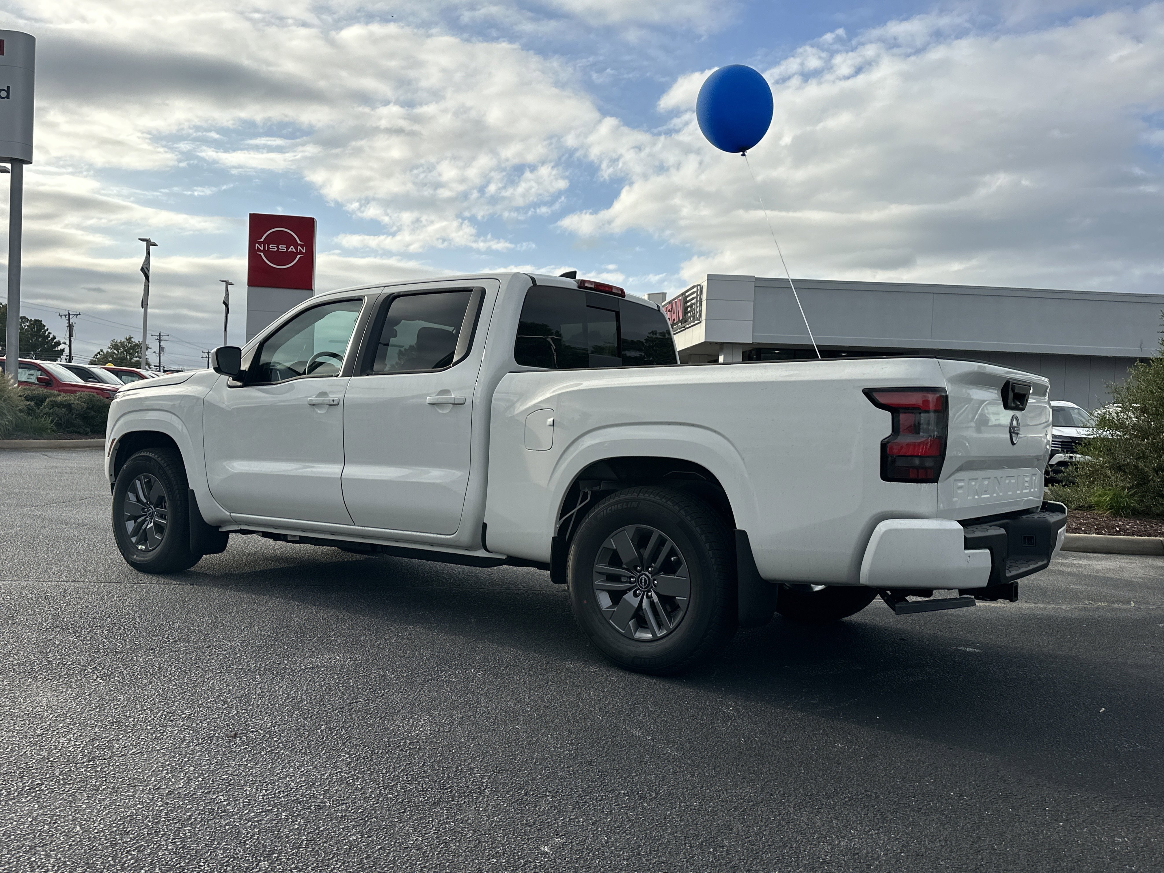 New 2026 Glacier White Nissan Crew Cab SV Long Bed image 6