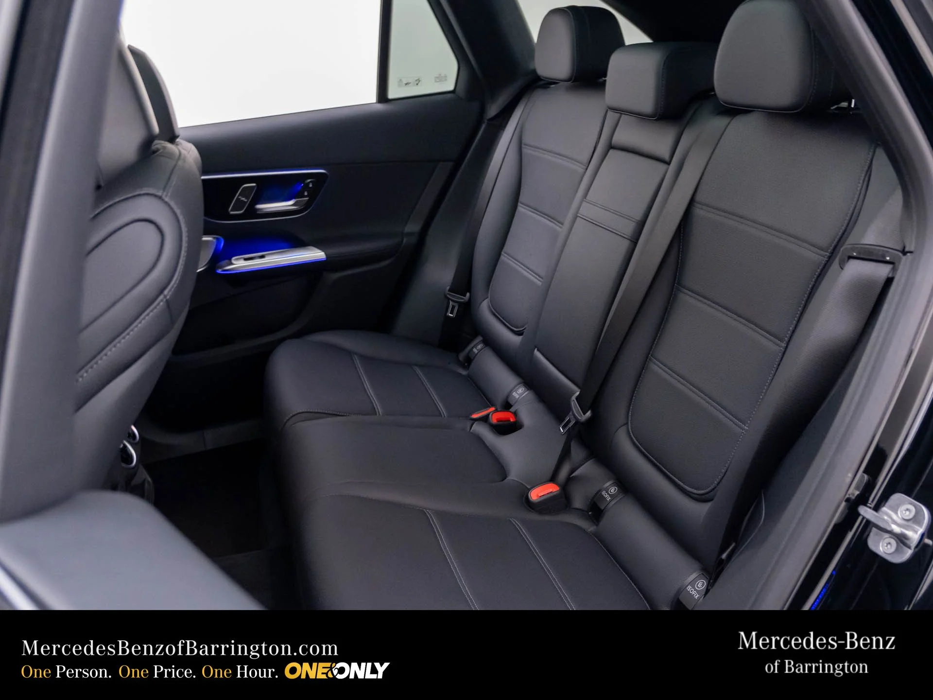 New 2026 Black Mercedes-Benz GLC 300 image 21