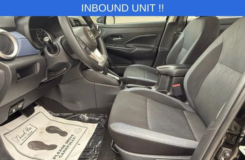 2023 Nissan Versa Sedan SV - Photo 6
