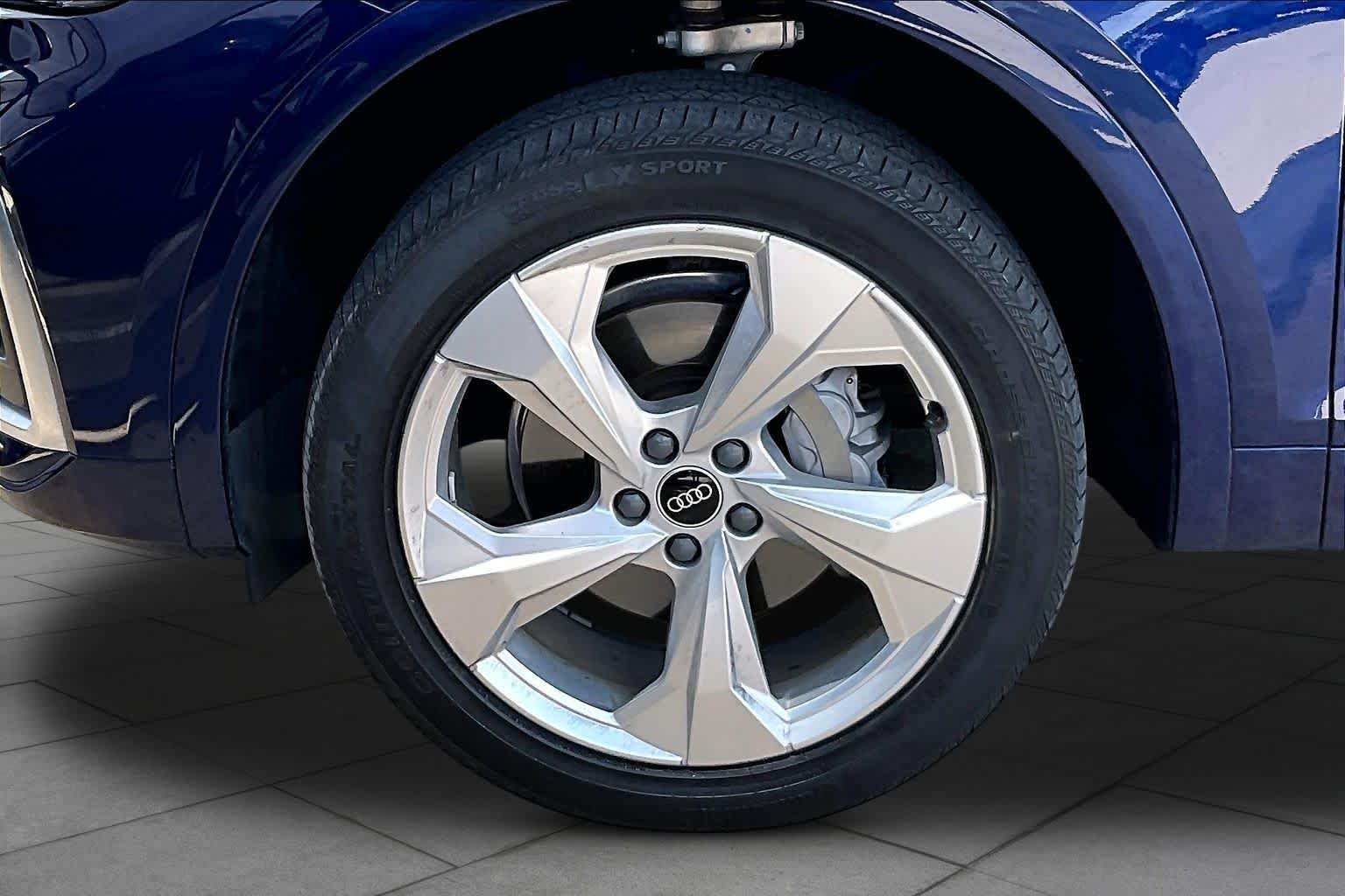 Used 2022 Navarra Blue Metallic Audi S line Premium Plus image 11