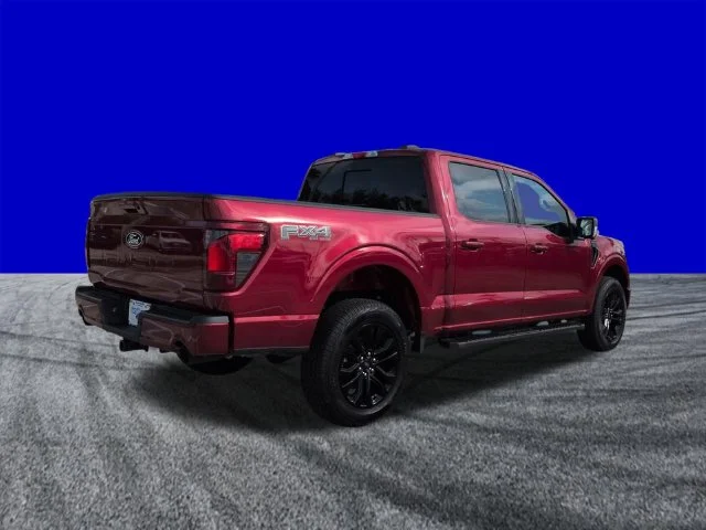 New 2026 Ruby Red Metallic Tinted Clearcoat Ford XLT image 4
