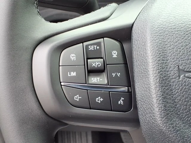 New 2026 Marsh Gray Ford XLT image 38