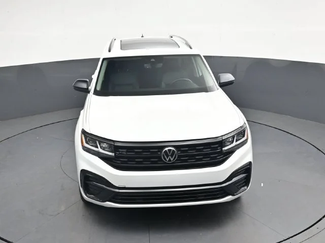 Used 2023 White Volkswagen 3.6L V6 SEL R-Line image 32