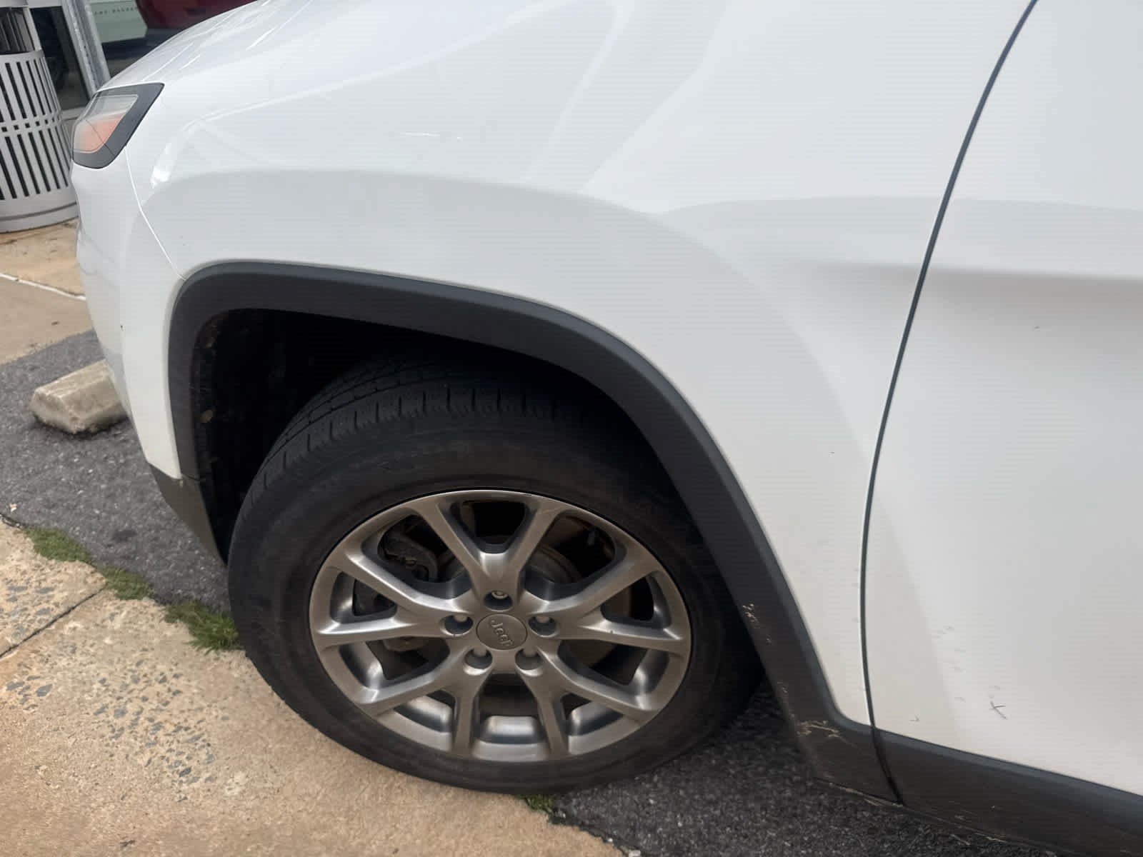 Used 2018 Jeep Cherokee Latitude Plus with VIN 1C4PJLLB2JD622930 for sale in Little Rock, AR
