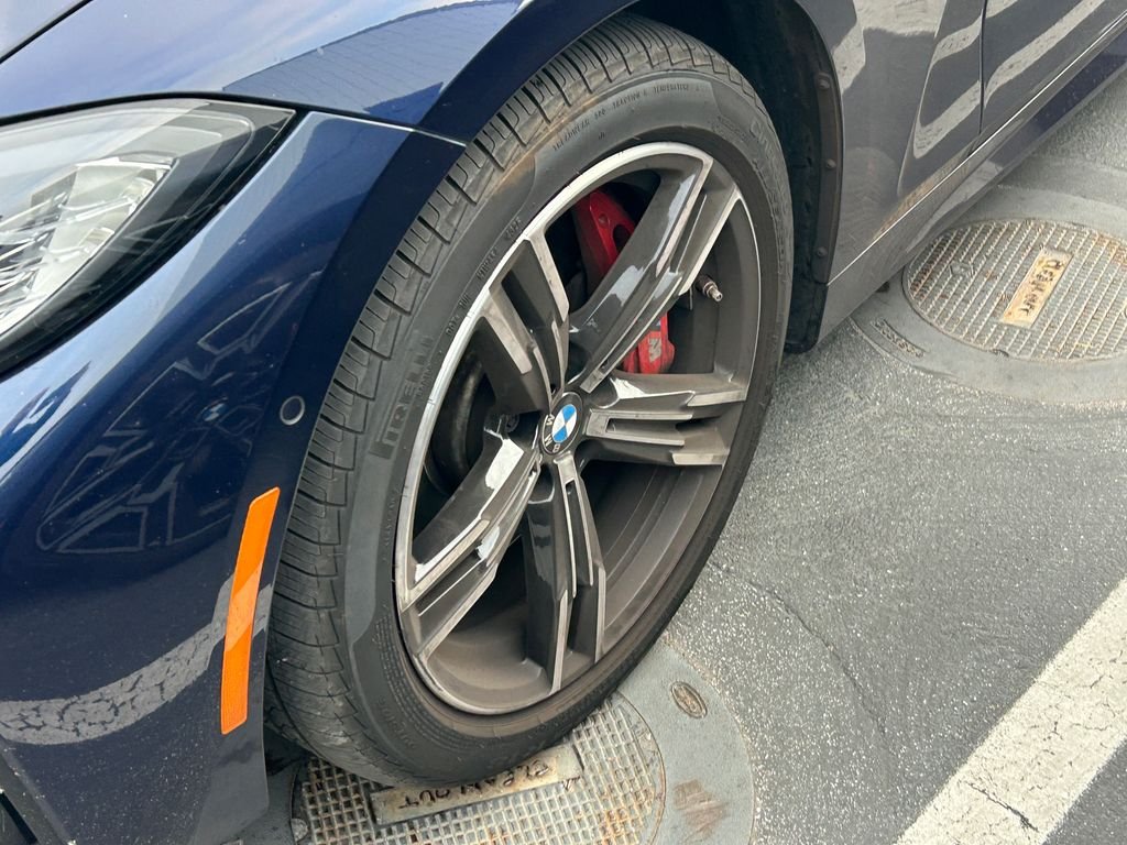 Certified Used 2024 Tanzanite Blue II Metallic BMW M440i xDrive image 3