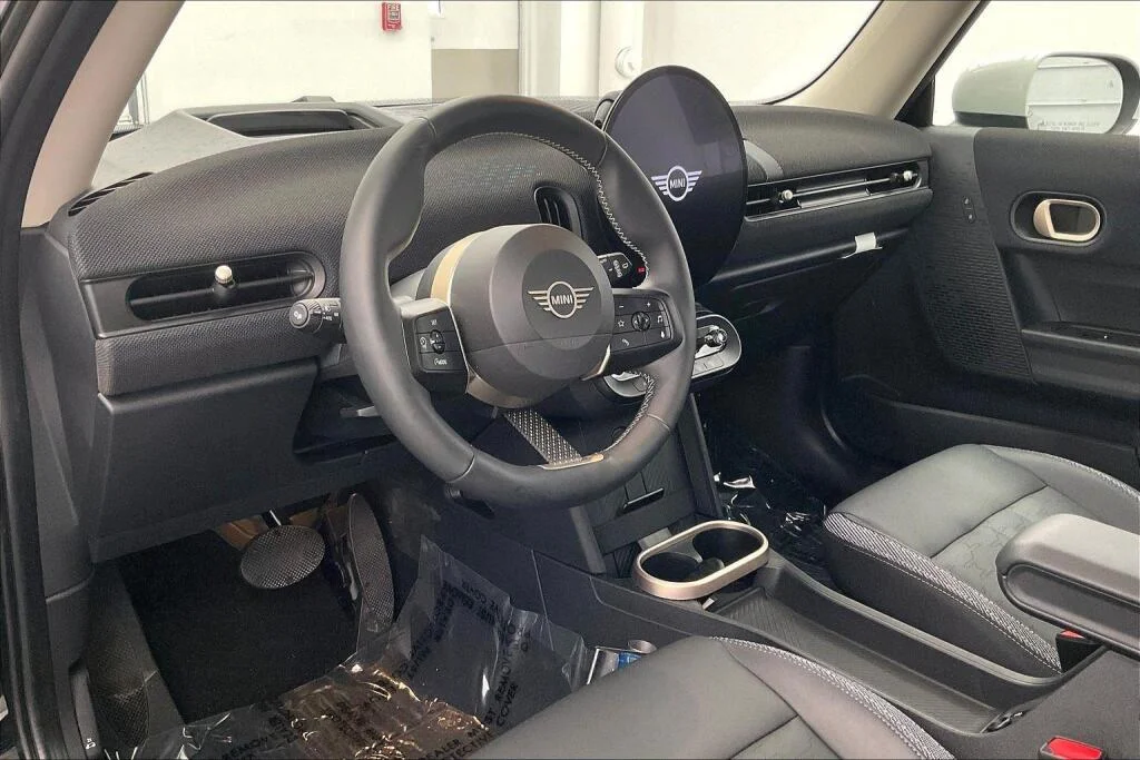 2025 MINI Hardtop 2 Door S - Photo 8