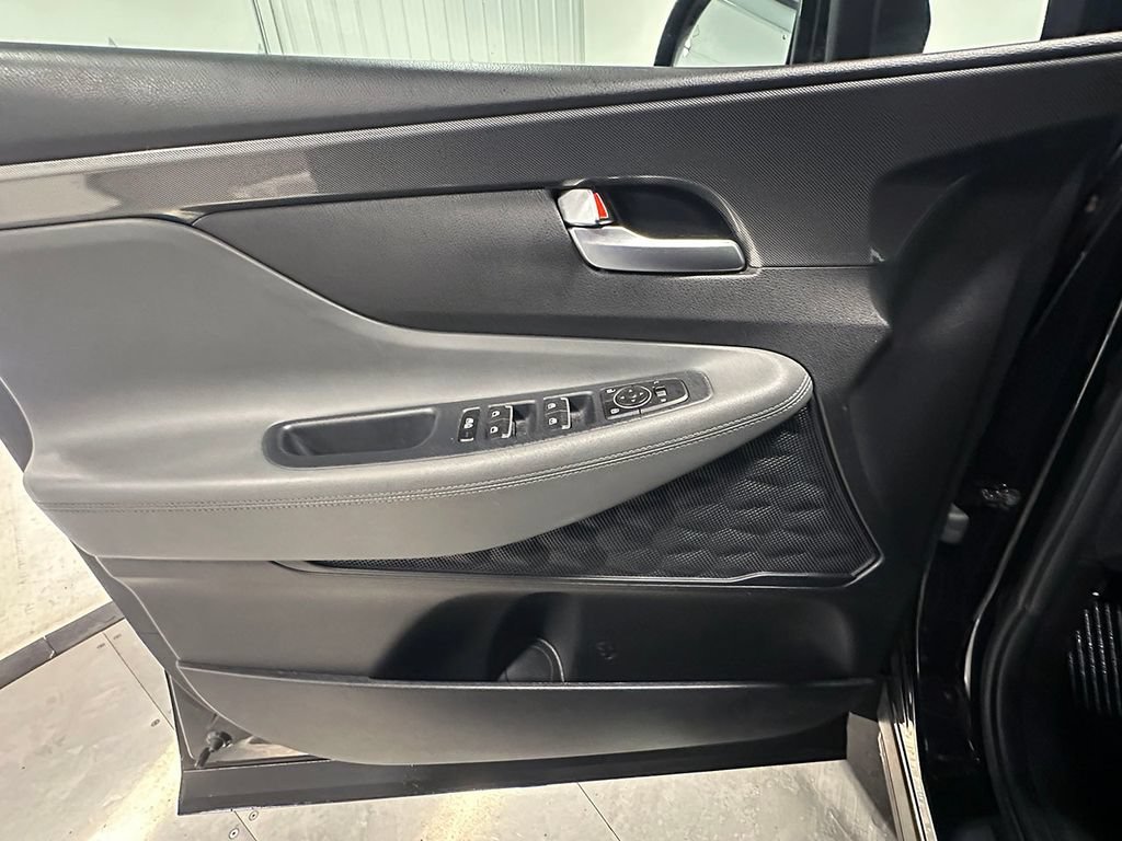 Used 2023 Black Hyundai SEL image 20
