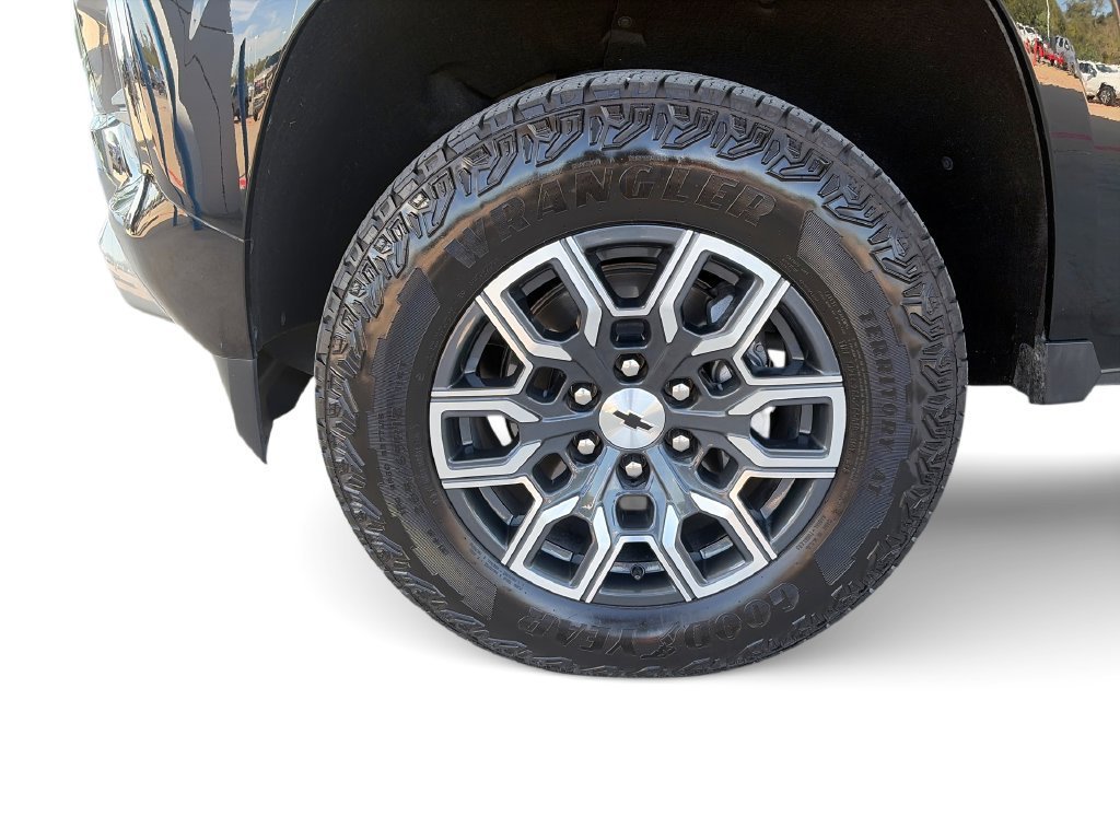 2026 Chevrolet Colorado Z71 - Photo 34