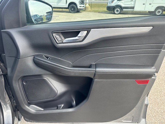 2023 Ford Escape Platinum - Photo 32